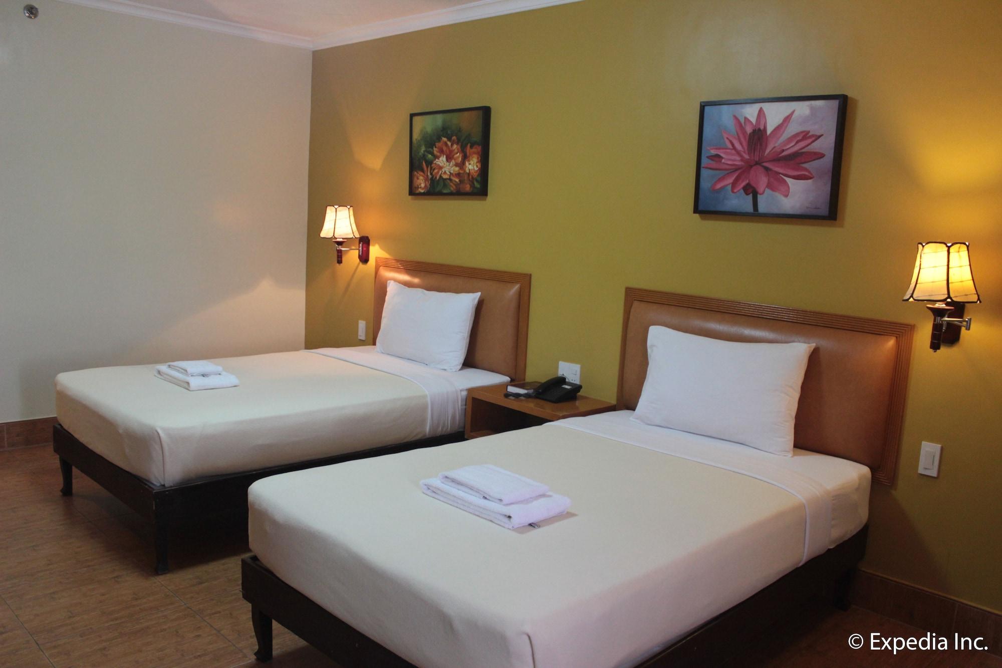 Pamulinawen Hotel Laoag Ngoại thất bức ảnh