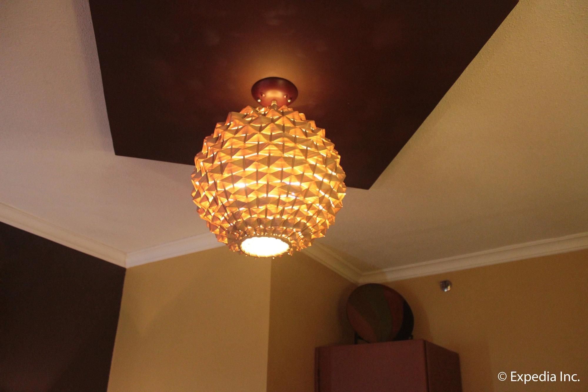 Pamulinawen Hotel Laoag Ngoại thất bức ảnh