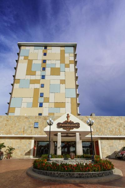 Pamulinawen Hotel Laoag Ngoại thất bức ảnh